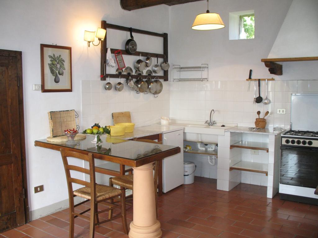 Fattoria Di Pietrabuona Apartment Pescia Luaran gambar