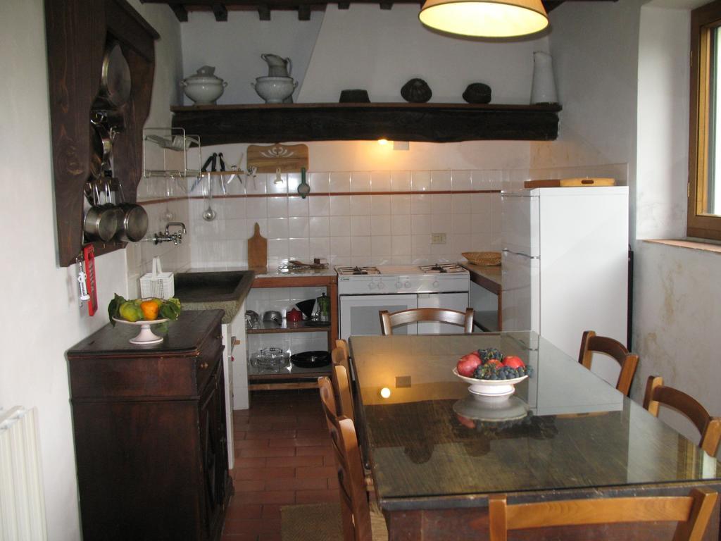 Fattoria Di Pietrabuona Apartment Pescia Luaran gambar