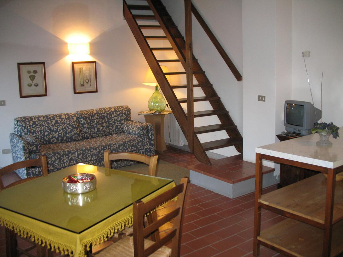 Fattoria Di Pietrabuona Apartment Pescia Luaran gambar